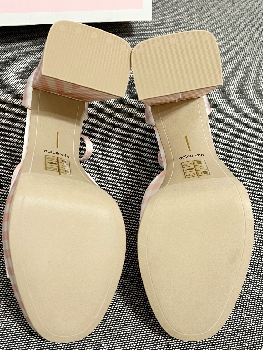 LAST PRICE New Dolce Vita Byrdie Gold Pandro Gingham Heels NO OFFERS - Picture 14 of 16